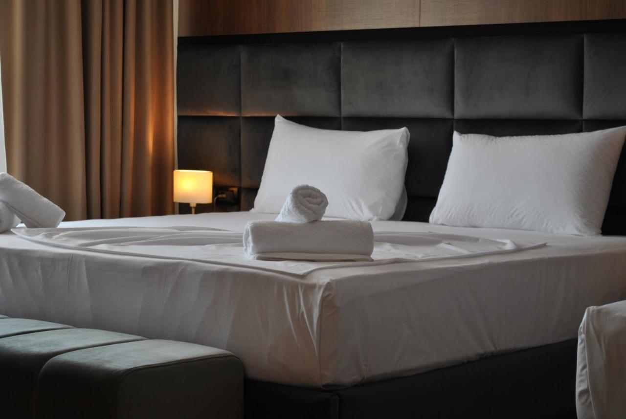 Twin Towers Hotel City & Beach Resort Shëngjin Exterior foto